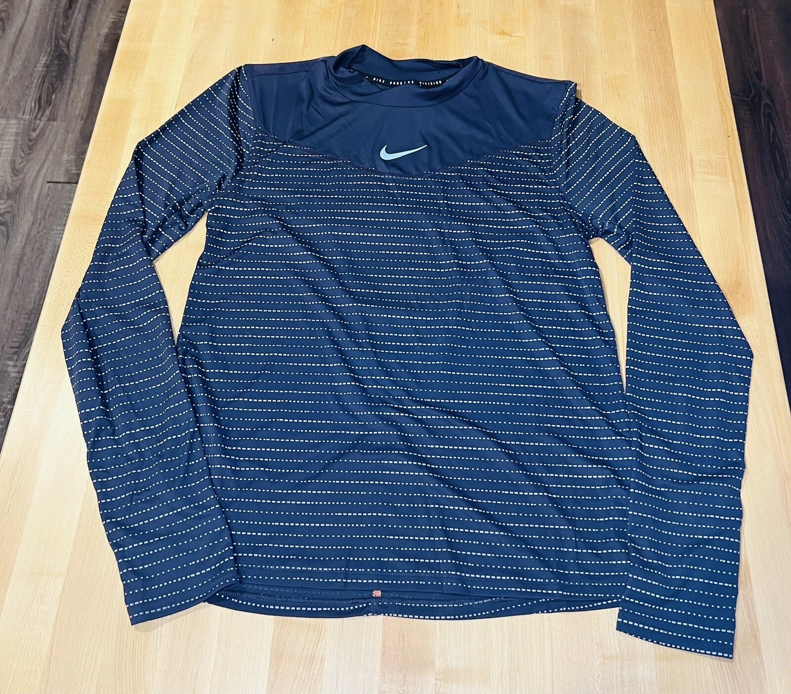 Nike Dri-FIT Run Division Reflective Running Top DV7243-540 Wmn's Size Small