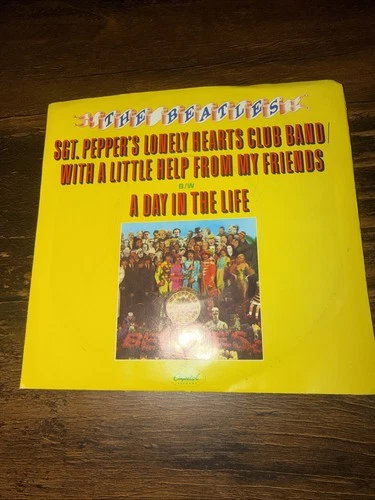 The Beatles Sergeant Pepper’s Lonely Hearts Club Band With A Little Help From My