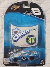 2004 Dale Earnhardt Jr. 8 Winner's Circle Oreo/Ritz Monte Carlo 1:64 Bonus Hood