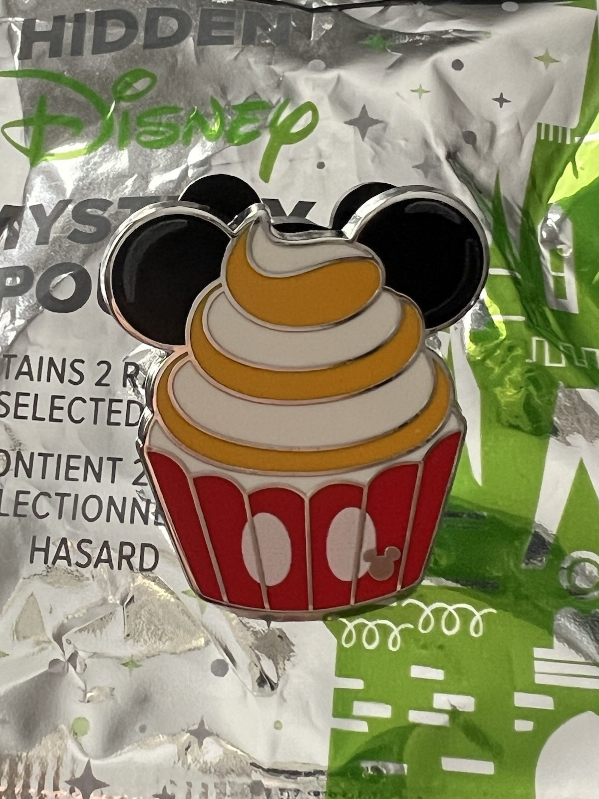 2026 Disney Parks Hidden Mickey Wave A WDW Series Mickey Mouse Cupcake Pin