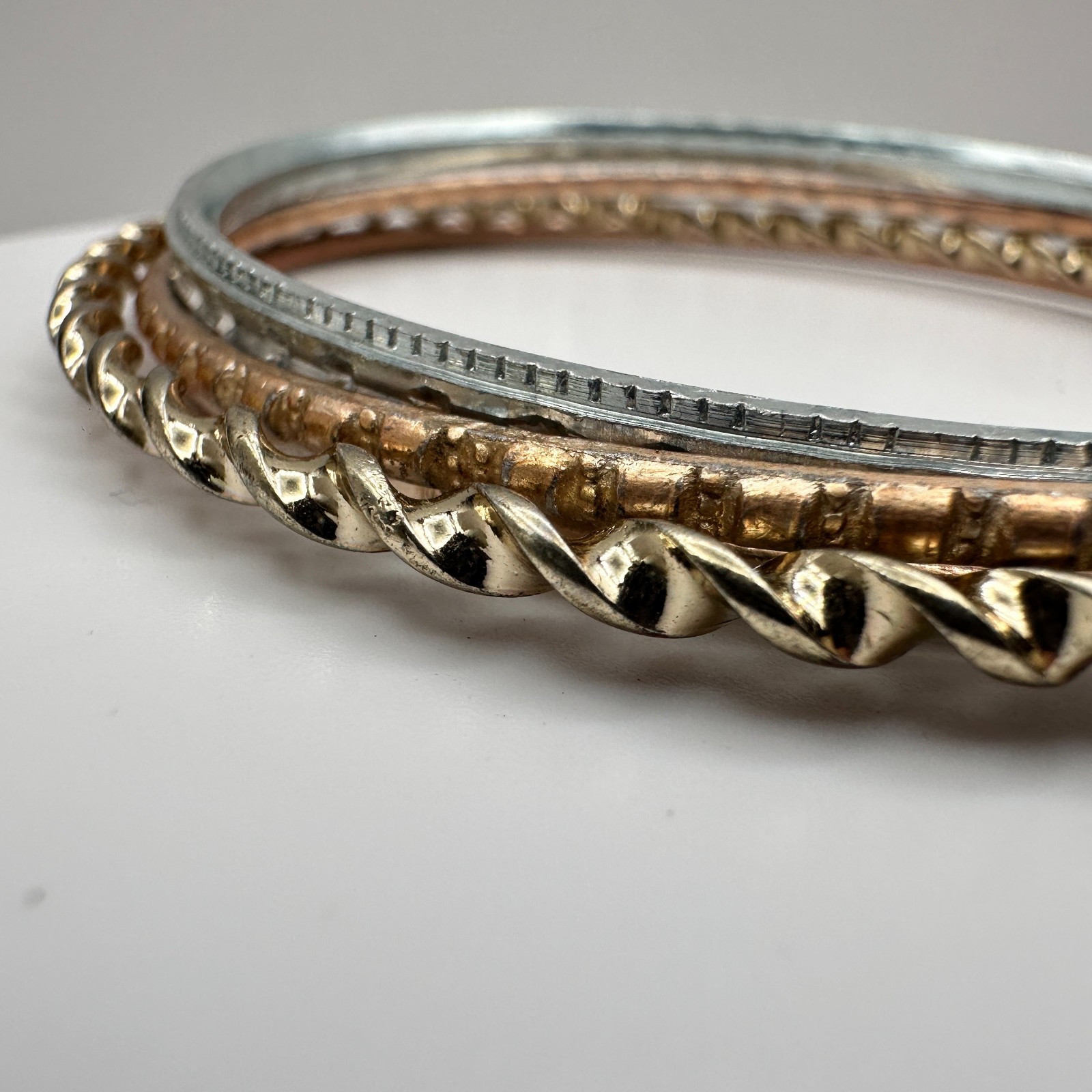 Vintage 90s Stackable Bangle Bracelet Set Gold/Si… - image 2