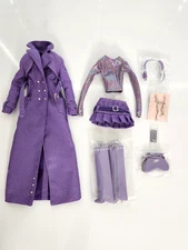 Integrity Toys "Holographic Novae" Complete Outfit and Accessories