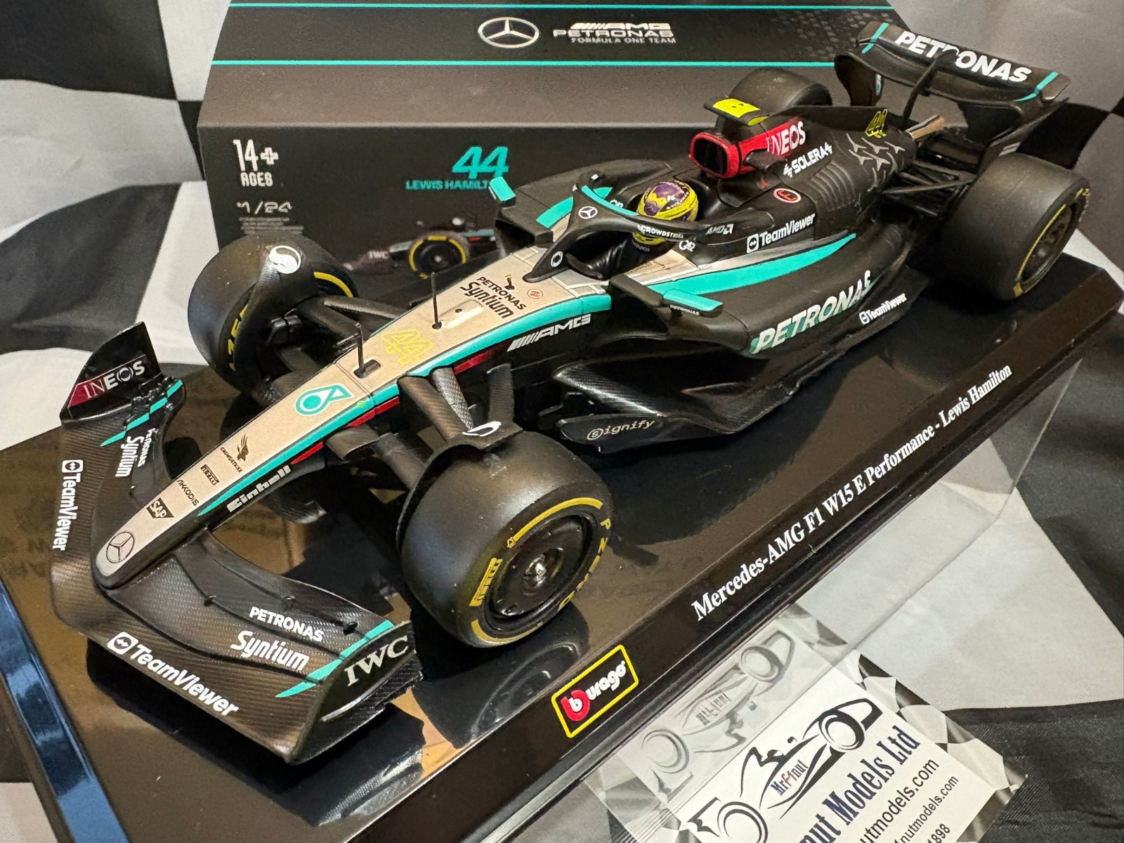 1:24 Bburago B18-28063H Lewis Hamilton Mercedes AMG W15 with driver 2024