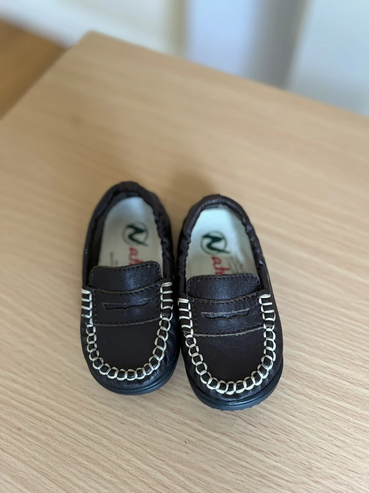 Naturino Niños Talla EU 19 Talla 4-4.5 EE. UU. Marrón Mocasines Zapatos Nuevos Foto 2 de 4