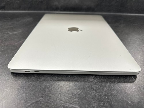 Apple Macbook Pro (A1706) Core i7 7567U, 16GB DDR3, Intel Iris Plus 650, 1TB SSD - Imagen 6 de 7