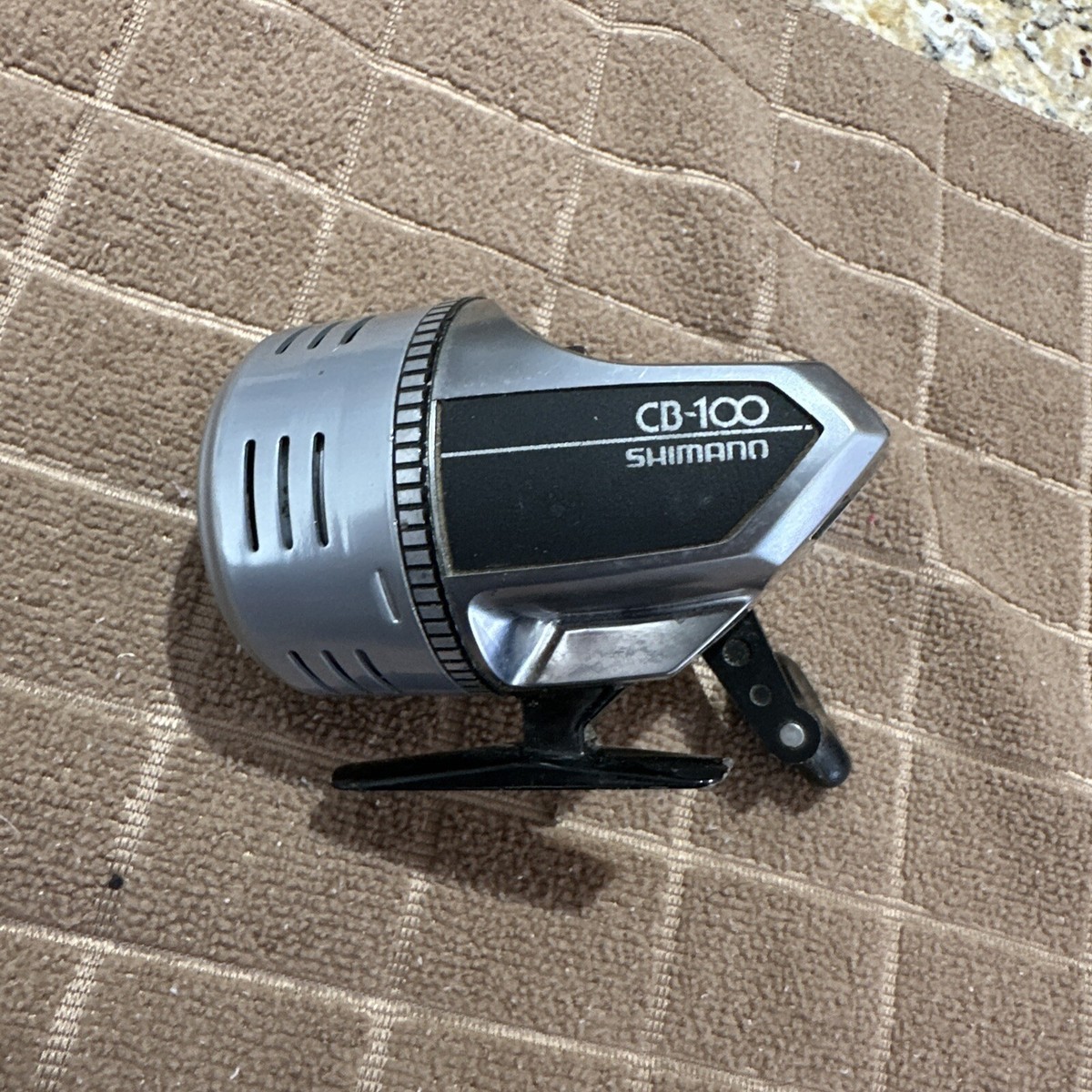 SHIMANO CB-100 ベイトリール SHIMANO CB-100 ベイトリール Vintage Shimano CB-100 Fishing