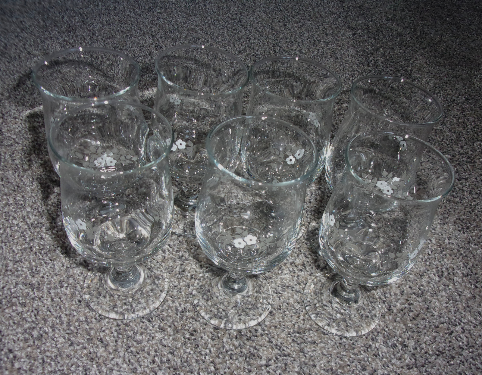 Pfaltzgraff Heirloom Gray 8 oz White Stemmed Goblets 5 5/8 Inch Set of 7