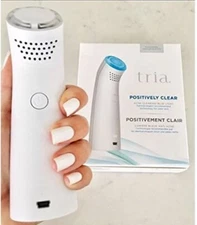 NEW Tría Positively Clear Acne Clearing Blue Light