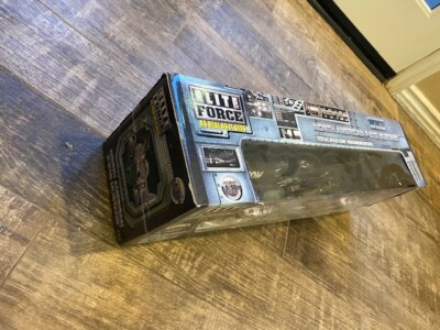 ELITE FORCE P-51D MUSTANG WW2 Fighter Plane Model Toy 1/18 Scale