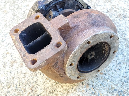 Chevy GMC 6.2L V8 Diesel Engine POWER BANKS TURBO w/ Exhaust Pipe - Picture 9 of 20