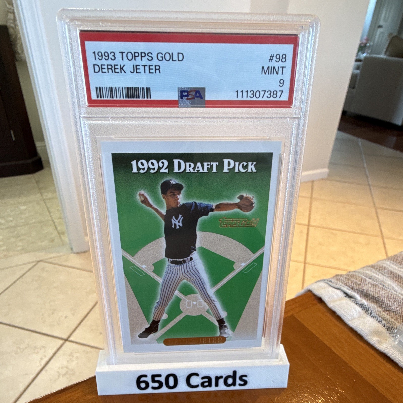 Derek Jeter 1993 Topps Gold Rookie Card - PSA 9 view 1