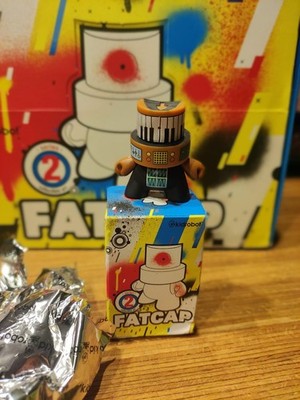 Kidrobot Fatcap Figure Nr. 18 - Serie 2 - Tattoo Graffiti Style