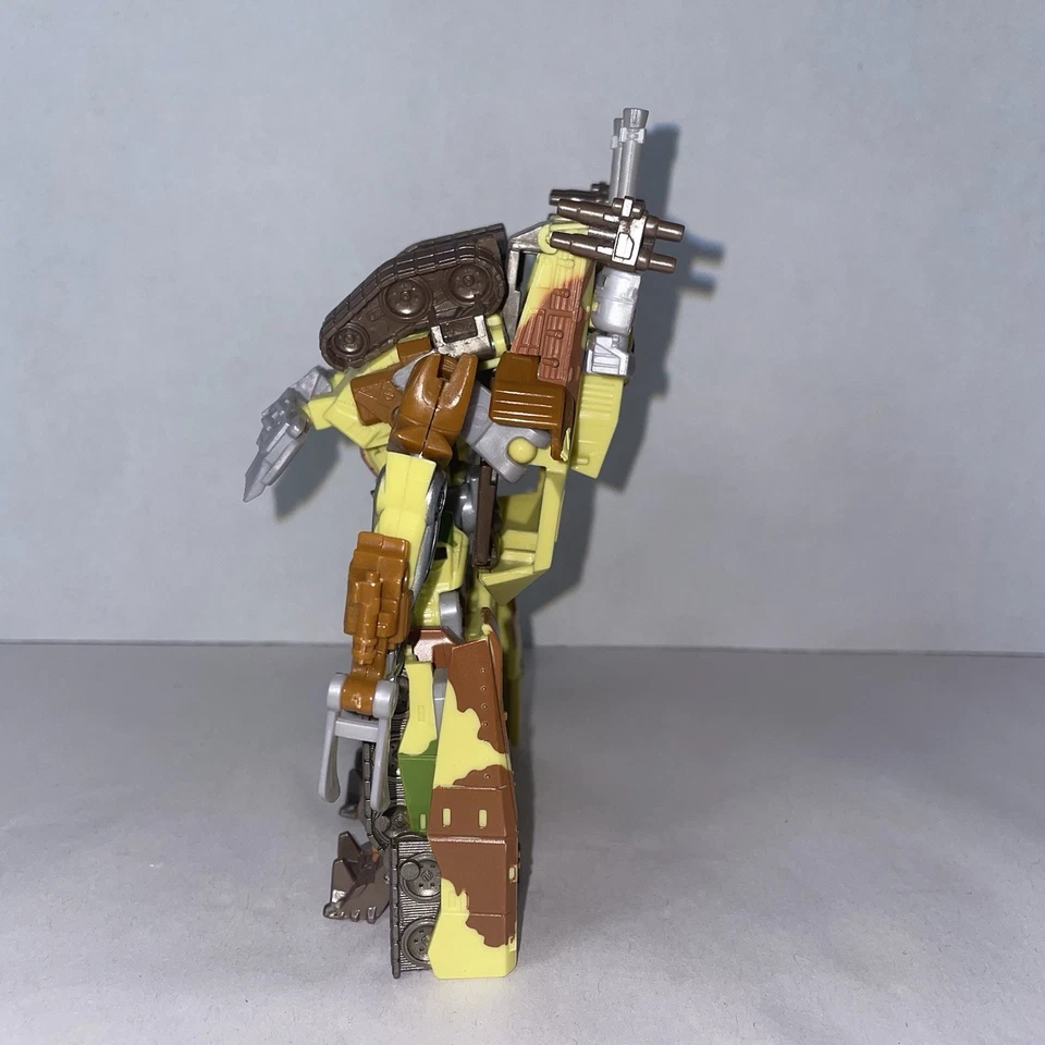 Juego de figuras Transformers Desert Ruins Brawl vs Jolt clase Voyager daños menores Foto 2 de 4