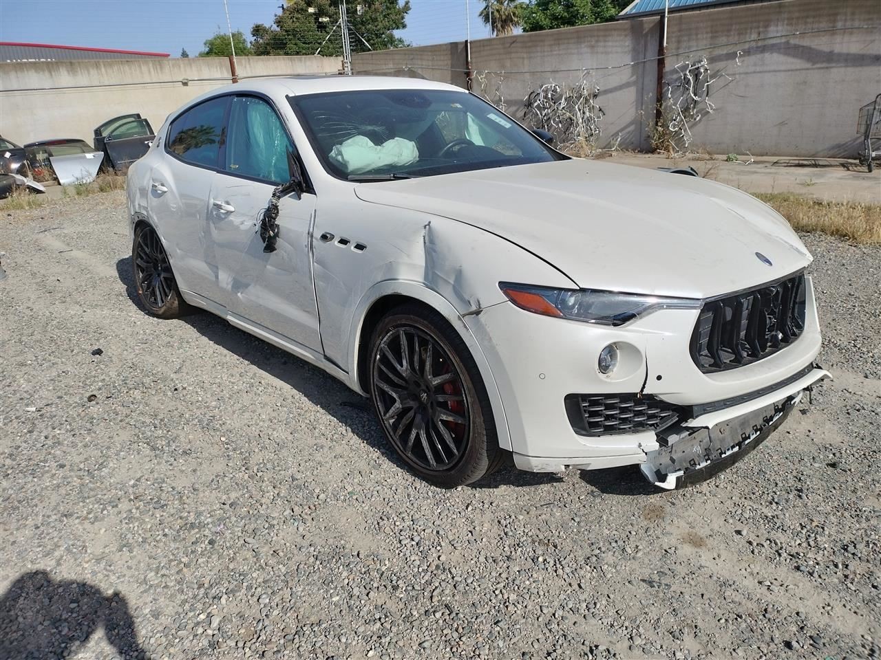 INTAKE MANIFOLD OEM 2019 MASERATI LEVANTE 1YR WRNTY