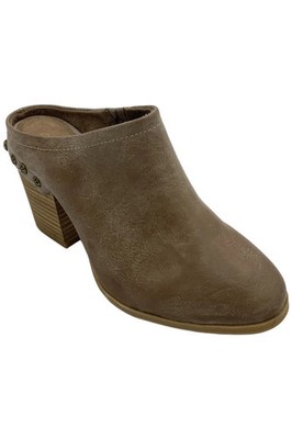 Easy Street Women's Shiloh Taupe
