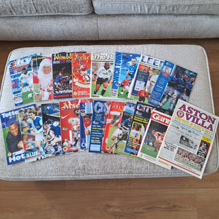 MANCHESTER UNITED 20 AWAY PROGRAMME BUNDLE FROM 1979 1997