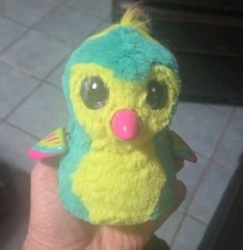 Spin Master Hatchimals Penguala Teal  Yellow Bird w/ Pink Beak Wings Light Up