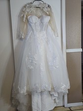 Vintage White Lace  Tulle Wedding Dress with Sheer Floral Overlay Jacket
