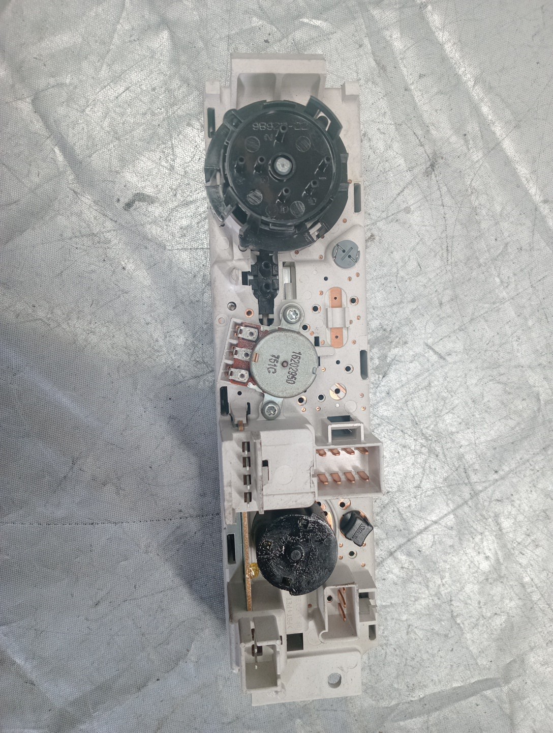 Picture 2 of 4