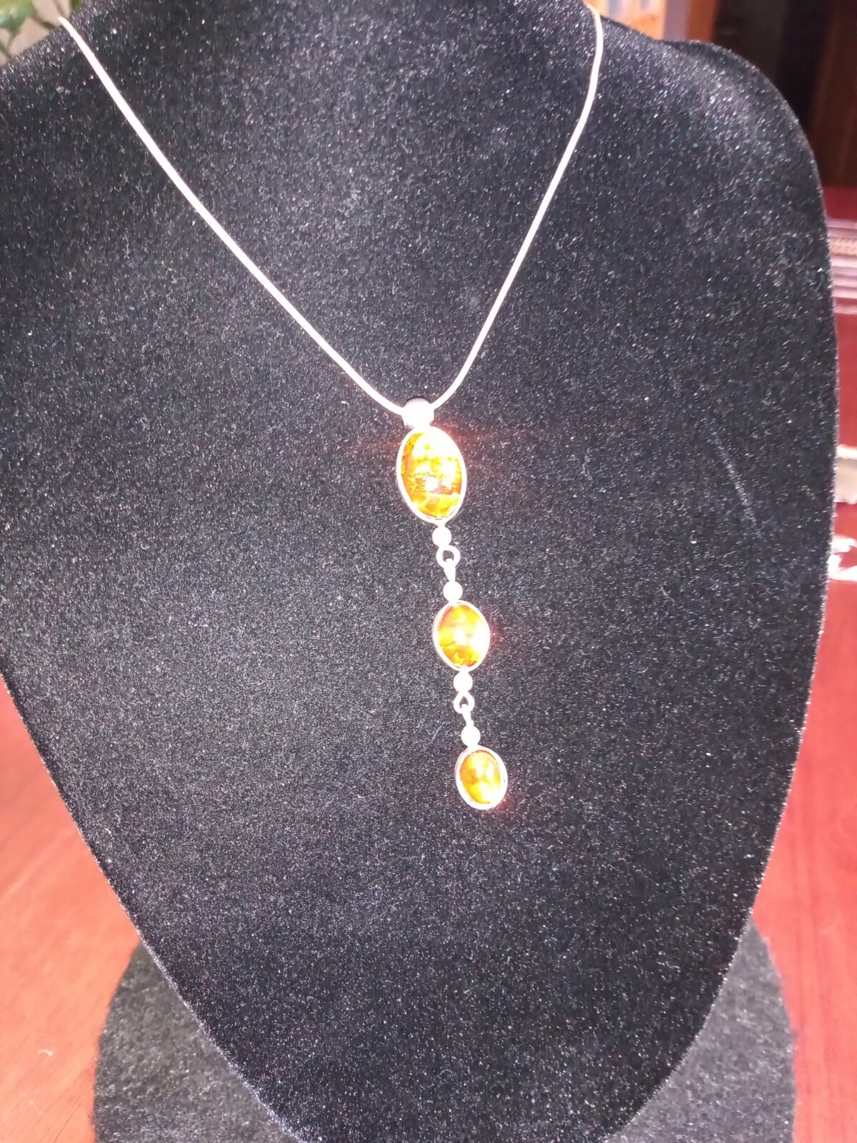 Picture 1 of 8