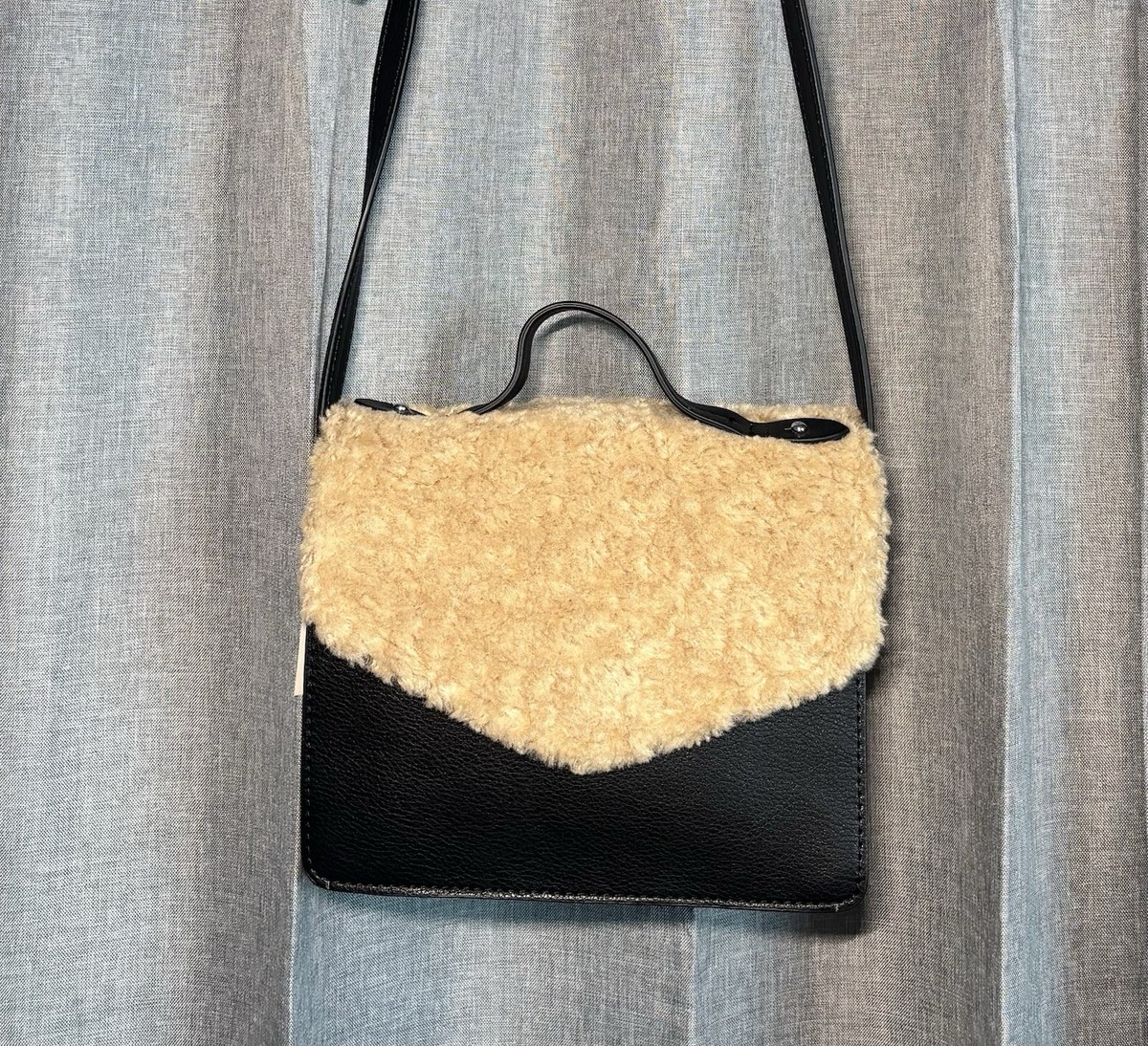 Gap NWT Faux-Fur Accordion crossbody Black Bag With Brown Sherpa