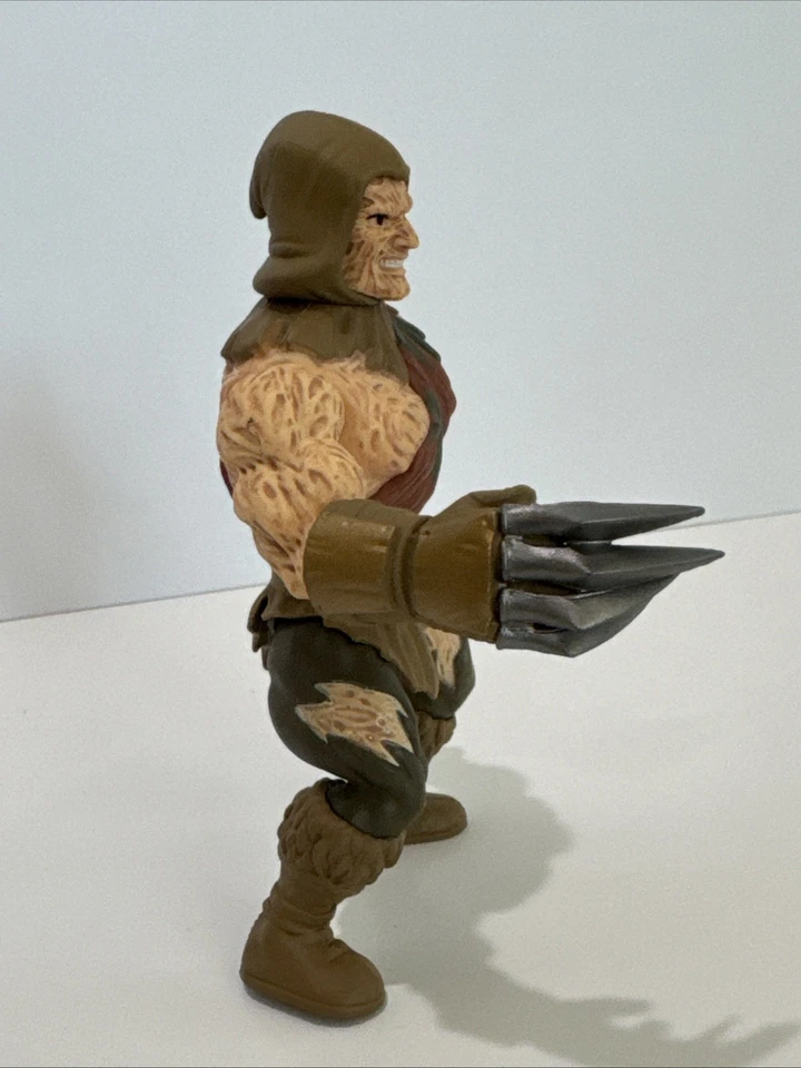 Figura de acción suelta Funko Savage World Freddie Kruger Pesadilla en Elm Street Foto 2 de 4