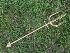 Polyurethane Foam Aquaman 30 In Neptune's Trident