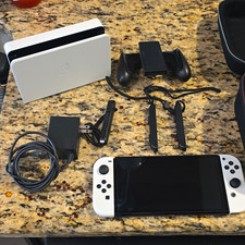 Nintendo Switch OLED Model Bundle White Joy-C...