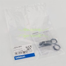 ONE New Omron E3FA-RP21 Photoelectric Sensor