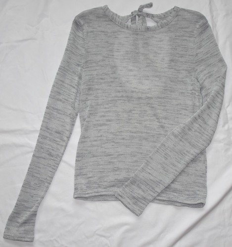 H&M hellgraues Top mit offenem Rücken Langarm Größe S neu ohne Etikett - Bild 2 von 9