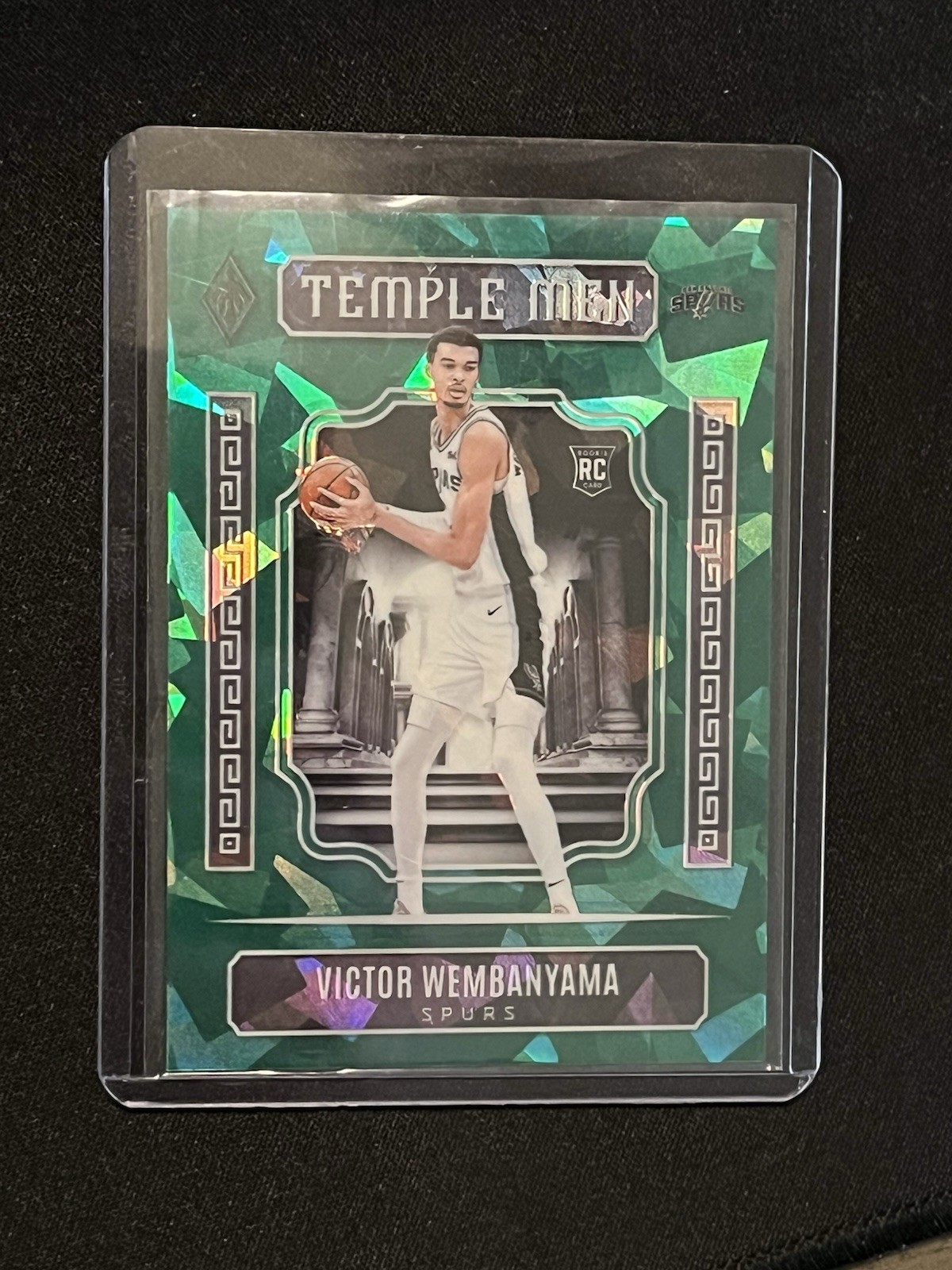 2023-24 Panini Phoenix Temple Men Victor Wembanyama Spurs Green Ice /149 RC #7
