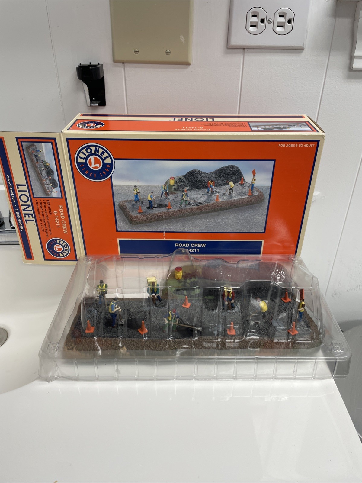 Click here to see eBay Auction