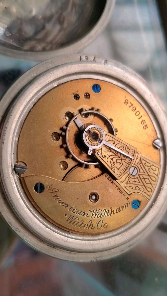 Vintage Waltham Antique Pocket Watch for Sale