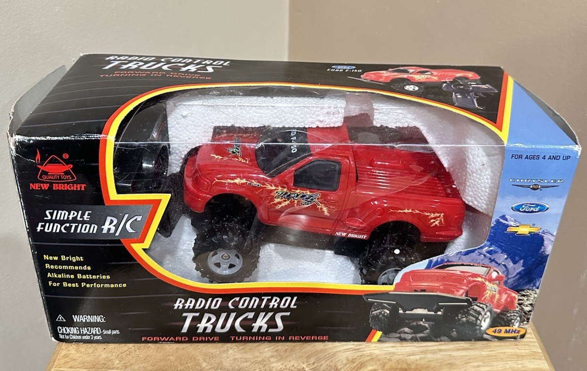 Truck With Remote Wired New Open Box