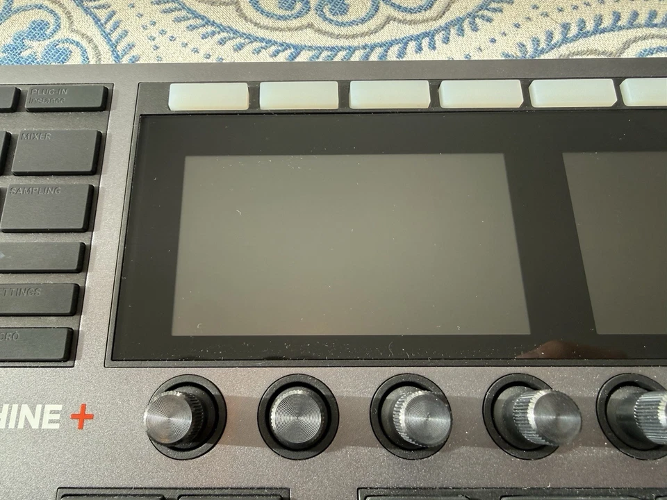 Native Instruments Maschine+ standalone – neuwertig – 512GB SD + Decksaver - Bild 4 von 4