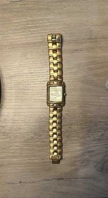 MCM Square Quartz Gold Watch 26.5mm/7in