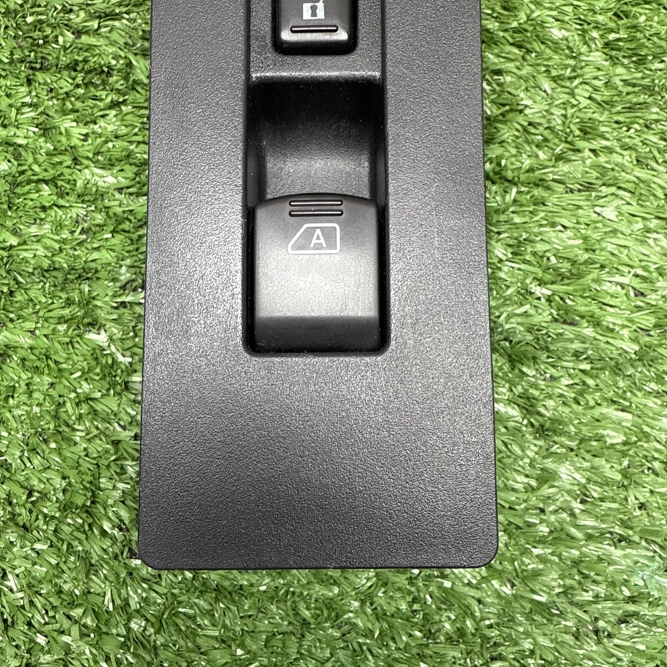 04-09 NISSAN ARMADA TITAN PASSENGER SIDE POWER WINDOW /LOCK SWITCH INFINITI QX56 - Image 2 of 4