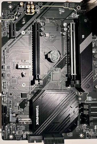 **READ** SINGLE CHANNEL MSI MAG B650 Tomahawk WiFi 6E DDR5 ATX AMD Ryzen AM5 - Bild 9 von 14