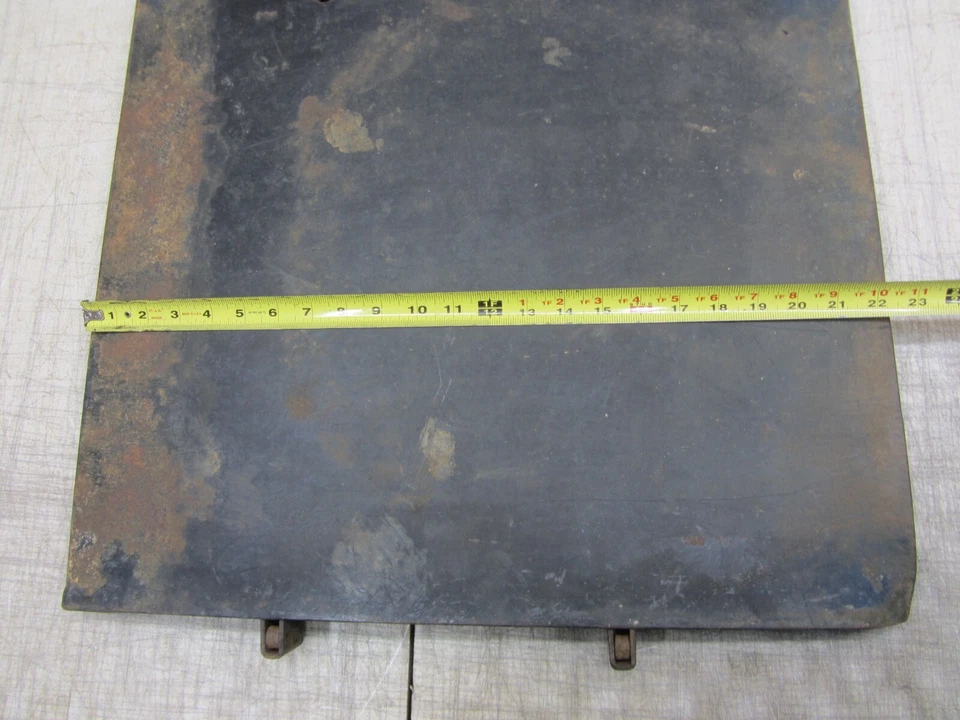 VTG ANTIQUE MODEL T FORD TOURING COUPE LEFT FRONT DOOR W LATCH ORIGINAL LF - Image 4 of 4