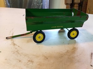 john deere metal wagon