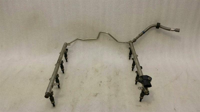 MERCEDES W216 W221 Fuel Rail A1560701795 Einspritzleiste Rohr