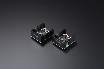 ONKYO A-9150 120-watt stereo Integrated Premain Amplifier Sliver