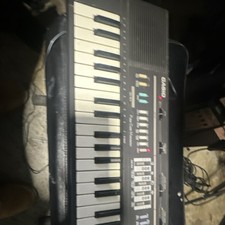 Casio Casiotone MT-205 Vintage Electronic Keyboard 49 Keys Built-In Speaker