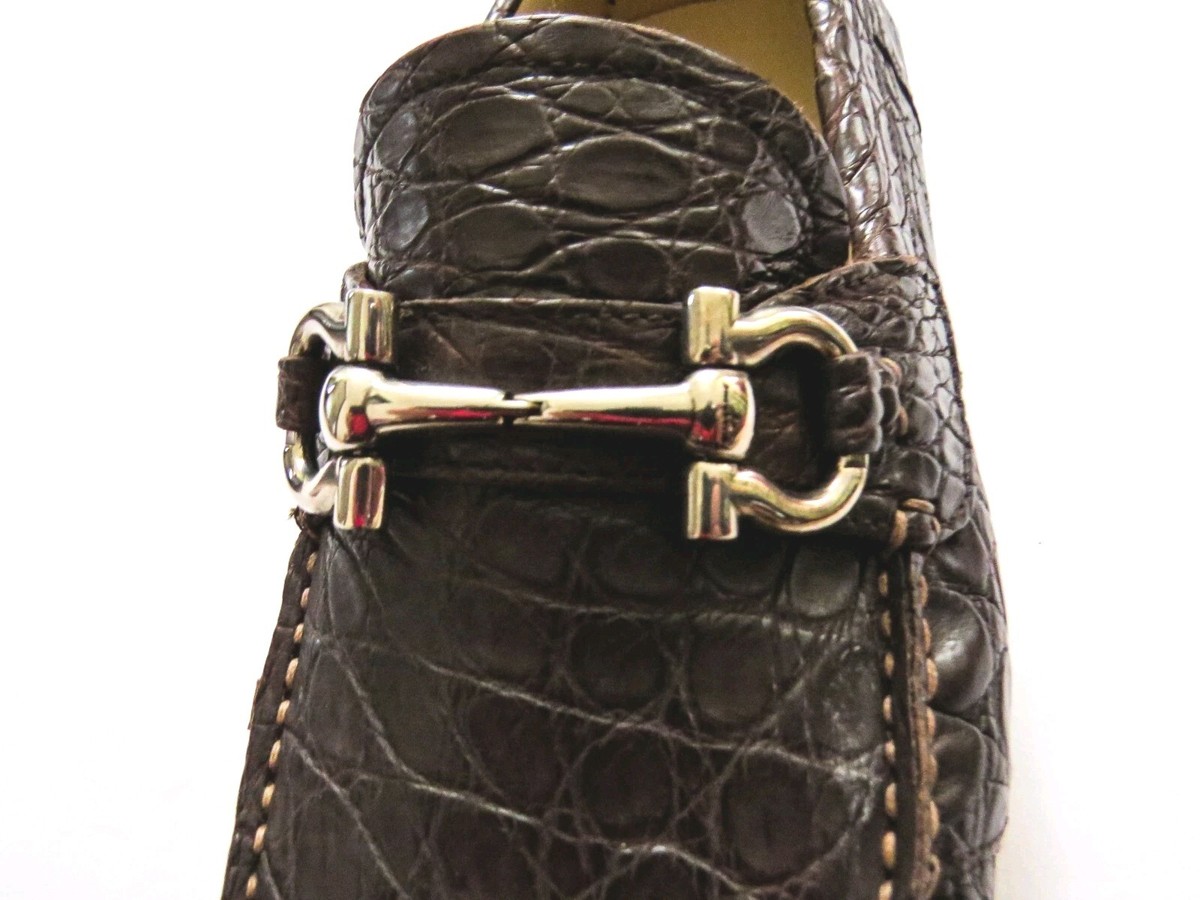 SALVATORE FERRAGAMO Brown Crocodile Leather Shoes Loafers  display picture 2