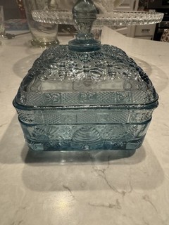 RARE Tiara Indiana Glass Blue Honey Box Bee Beehive Covered Dish Vintage