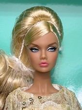 GOLDEN GLOW Poppy Parker Doll 2022 Palm Springs Integrity Toys NRFB