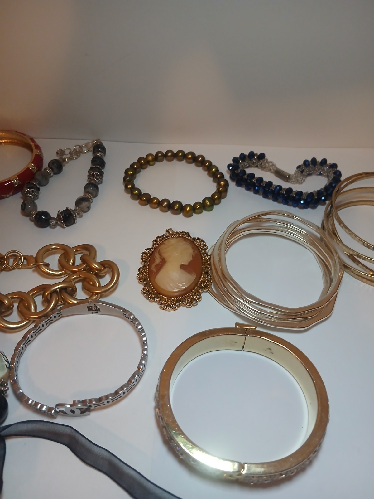 Lot of 50 Vintage Jewelry and Costume Jewlery. | eBay