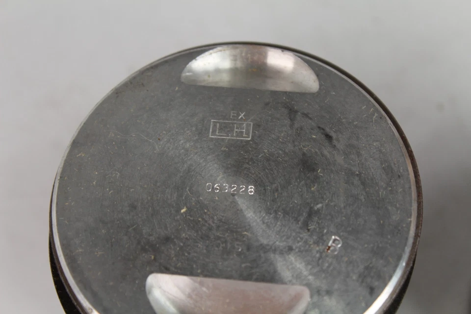 Norton Commando Piston Set STD RH 06-3339 LH 06-3348 Rings Wristpins READ - Image 4 of 4