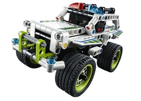 LEGO TECHNIC Police Interceptor 42047 Building Kit 6135756