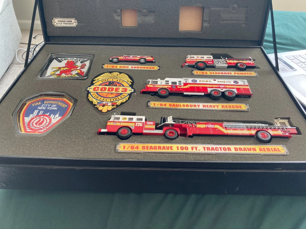 代码3/1:64 比例压铸消防车| eBay